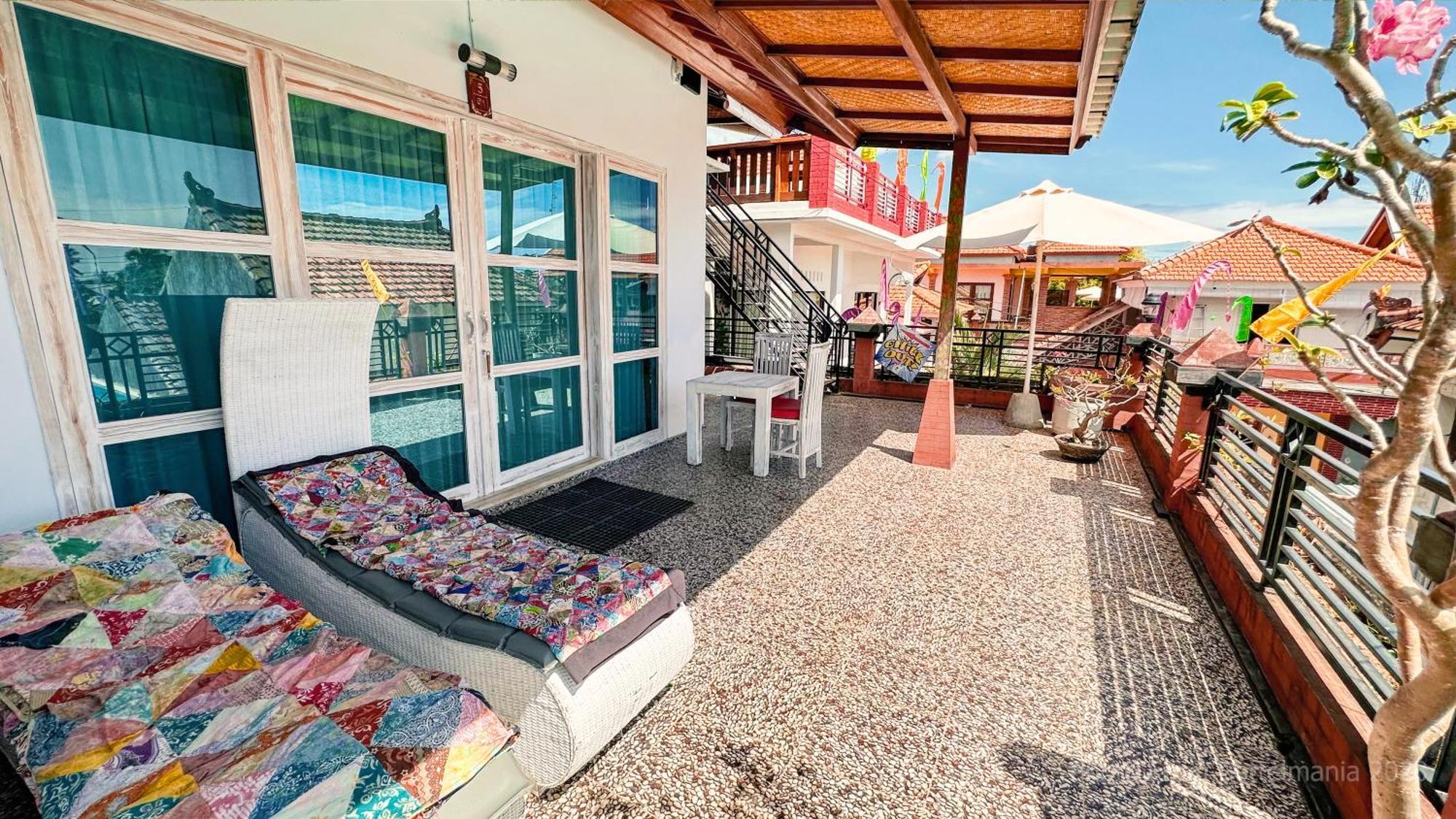 Hotel Bottelmania Lovina Exterior foto